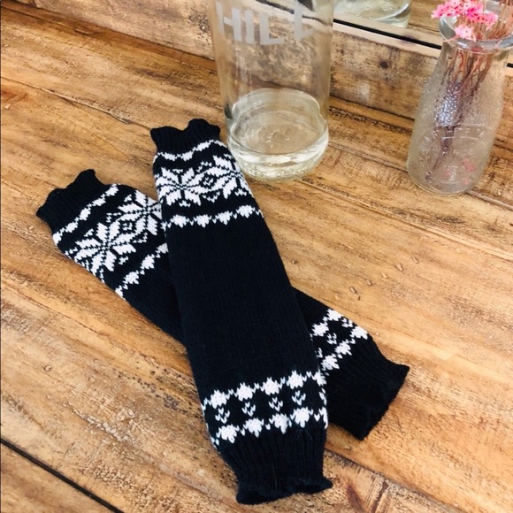 ✨ARM WARMER/FINGERLESS GLOVES WINTER PATTERN✨ - Picture 1 of 7